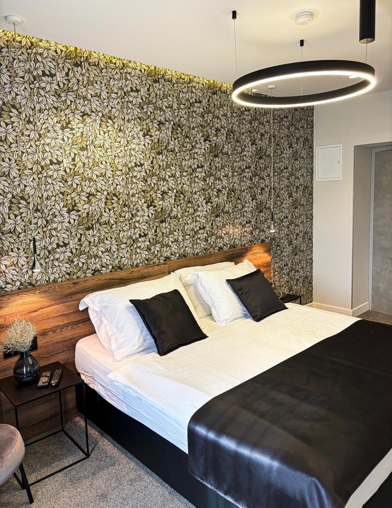 Calma Luxury Rooms Сплит Экстерьер фото